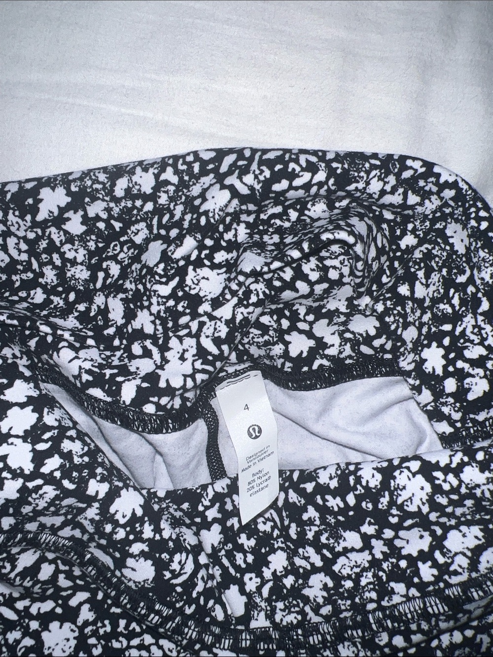 Lululemon Floral Align Leggings (25”) - Picture 2 of 2